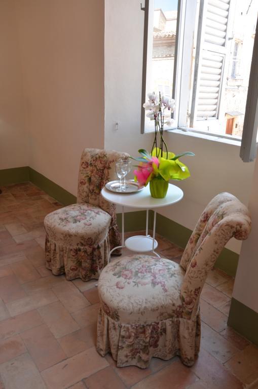 B&B Antica Biblioteca Фермо Стая снимка