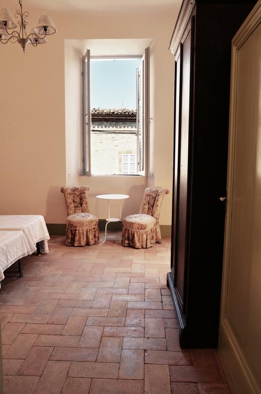 B&B Antica Biblioteca Фермо Стая снимка