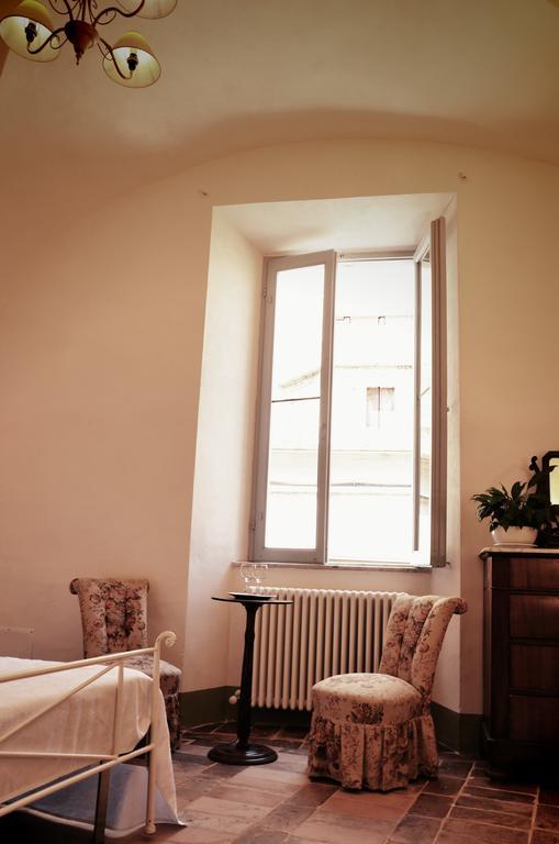 B&B Antica Biblioteca Фермо Стая снимка