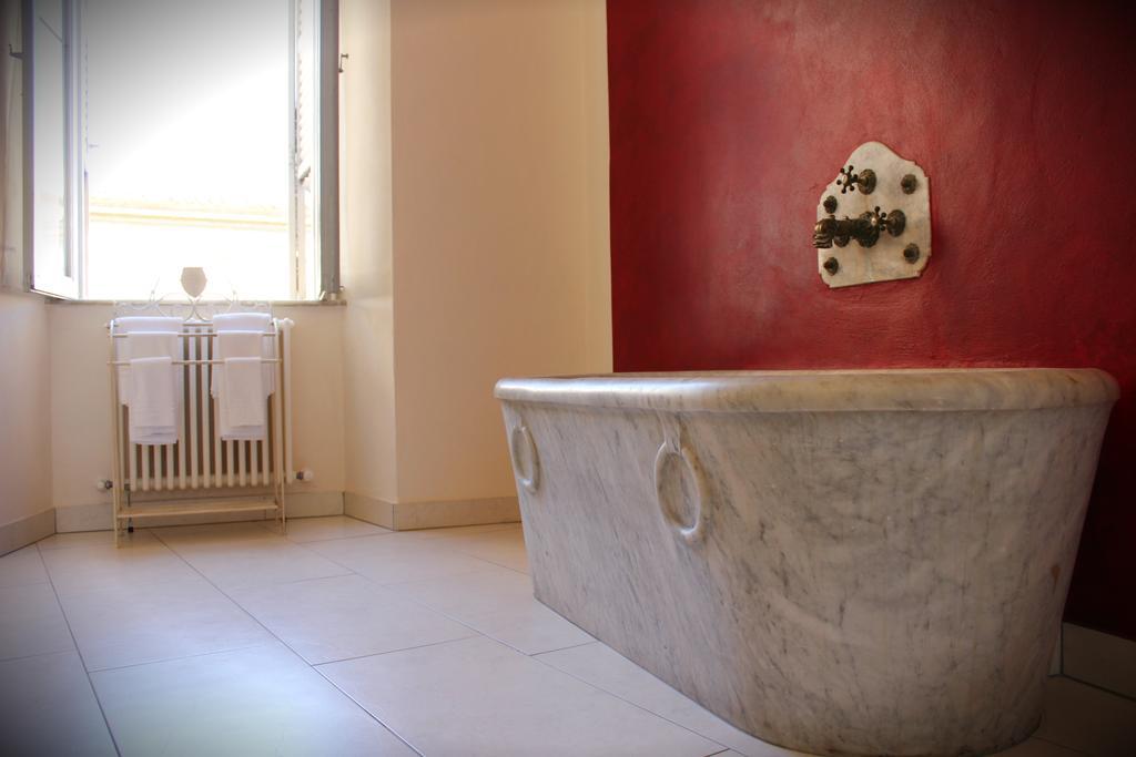 B&B Antica Biblioteca Фермо Екстериор снимка